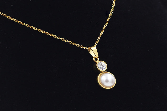 Ensemble Boucles d’oreilles et chaînette en acier inoxydable