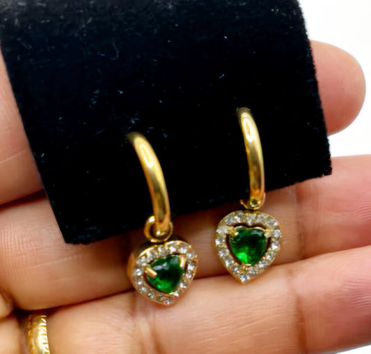 Boucles d’oreilles Créoles Coeur vert ou coeur bleu