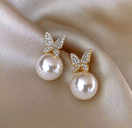 Boucles d’oreilles Pendantes Perles & Papillons